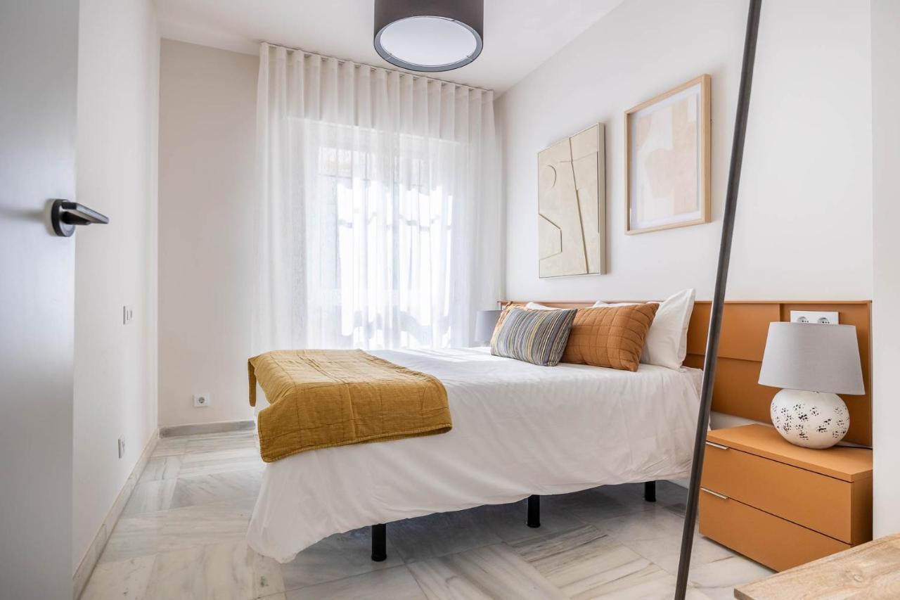 Amplisimo Apartamento De Diseno Nuevo En El Corazon De Triana, Parking Included Séville Extérieur photo